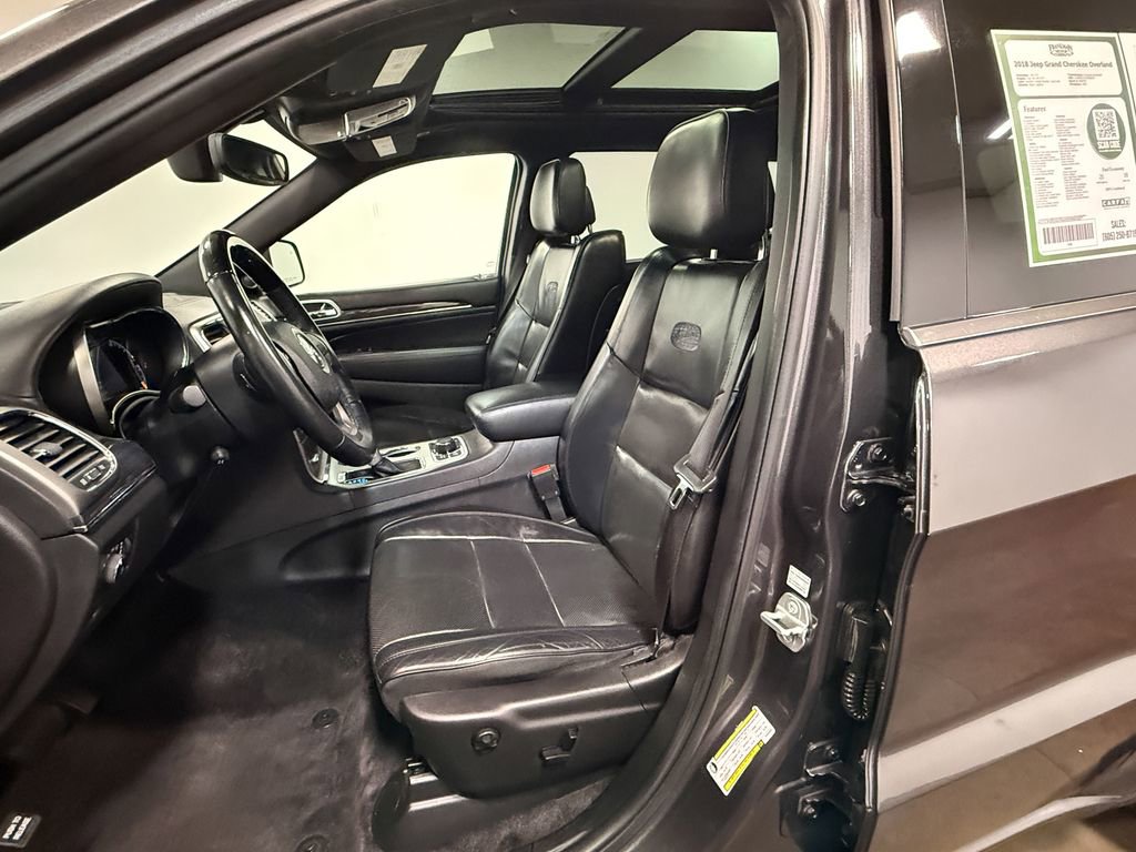 Used 2018 Jeep Grand Cherokee Overland image 12