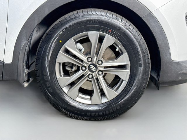 Used 2016 Hyundai Santa Fe Sport FWD image 31