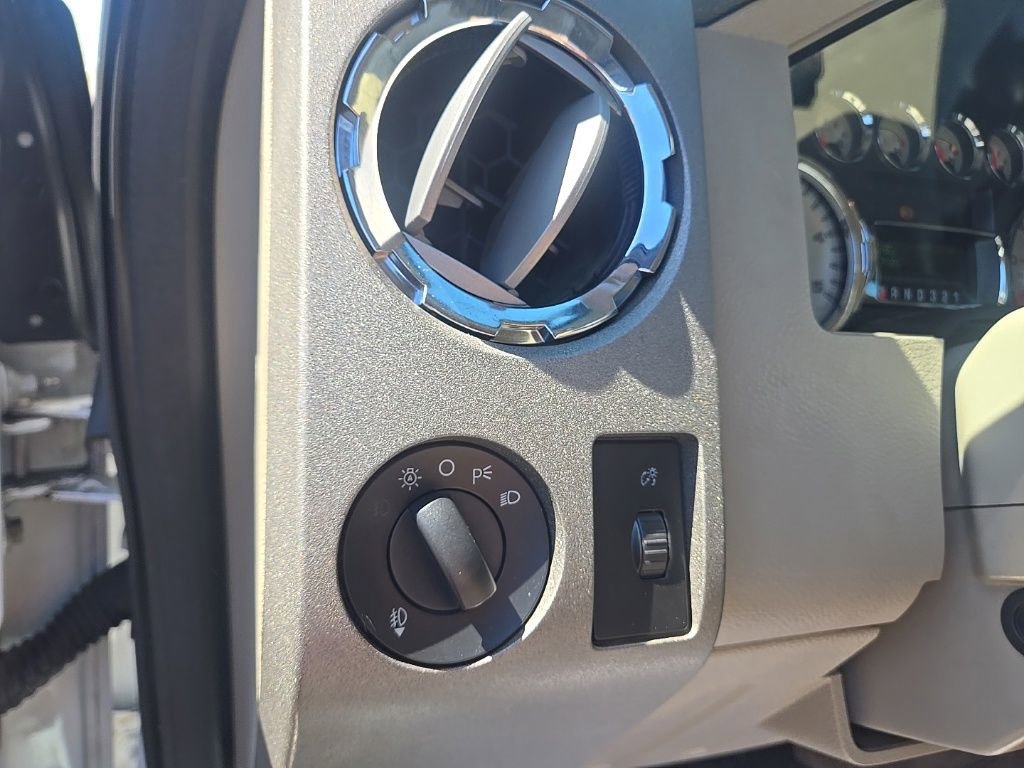 Used 2010 Ford F350 Lariat AWD/4WD image 13