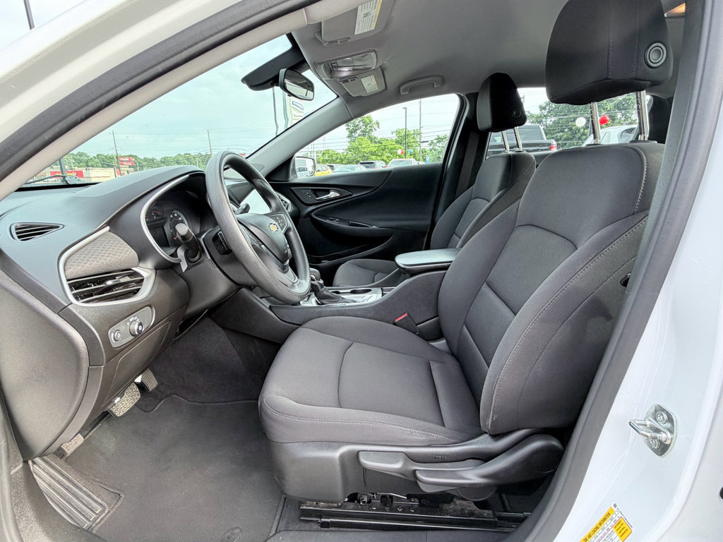 Used 2021 Chevrolet Malibu LS FWD image 20