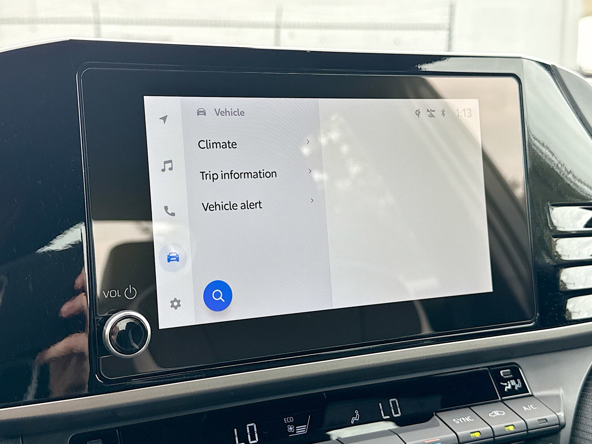 Used 2025 Toyota Camry SE image 29