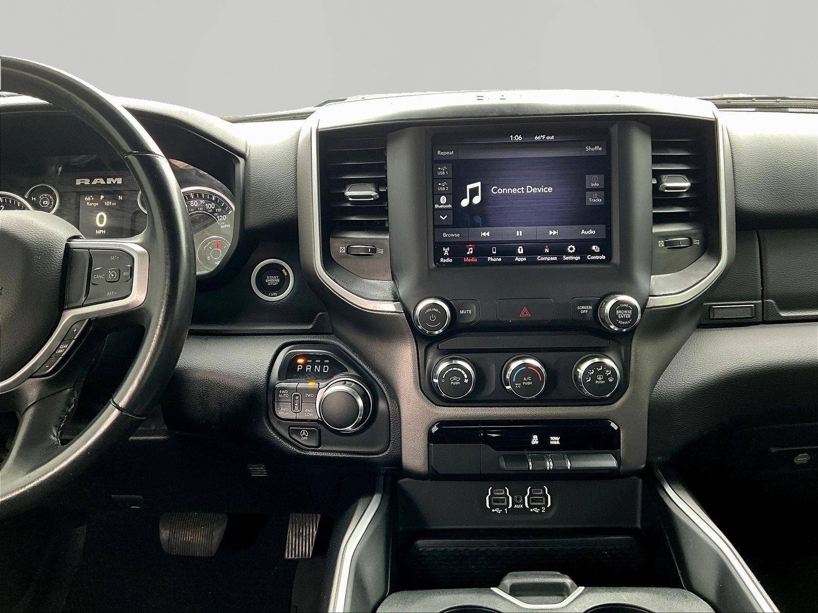 Used 2020 RAM 1500 Big Horn AWD/4WD image 10