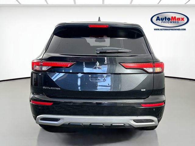 Used 2024 Mitsubishi Outlander SE image 8