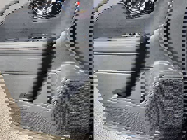 Used 2025 Subaru Forester Touring w/ Protection Package image 30