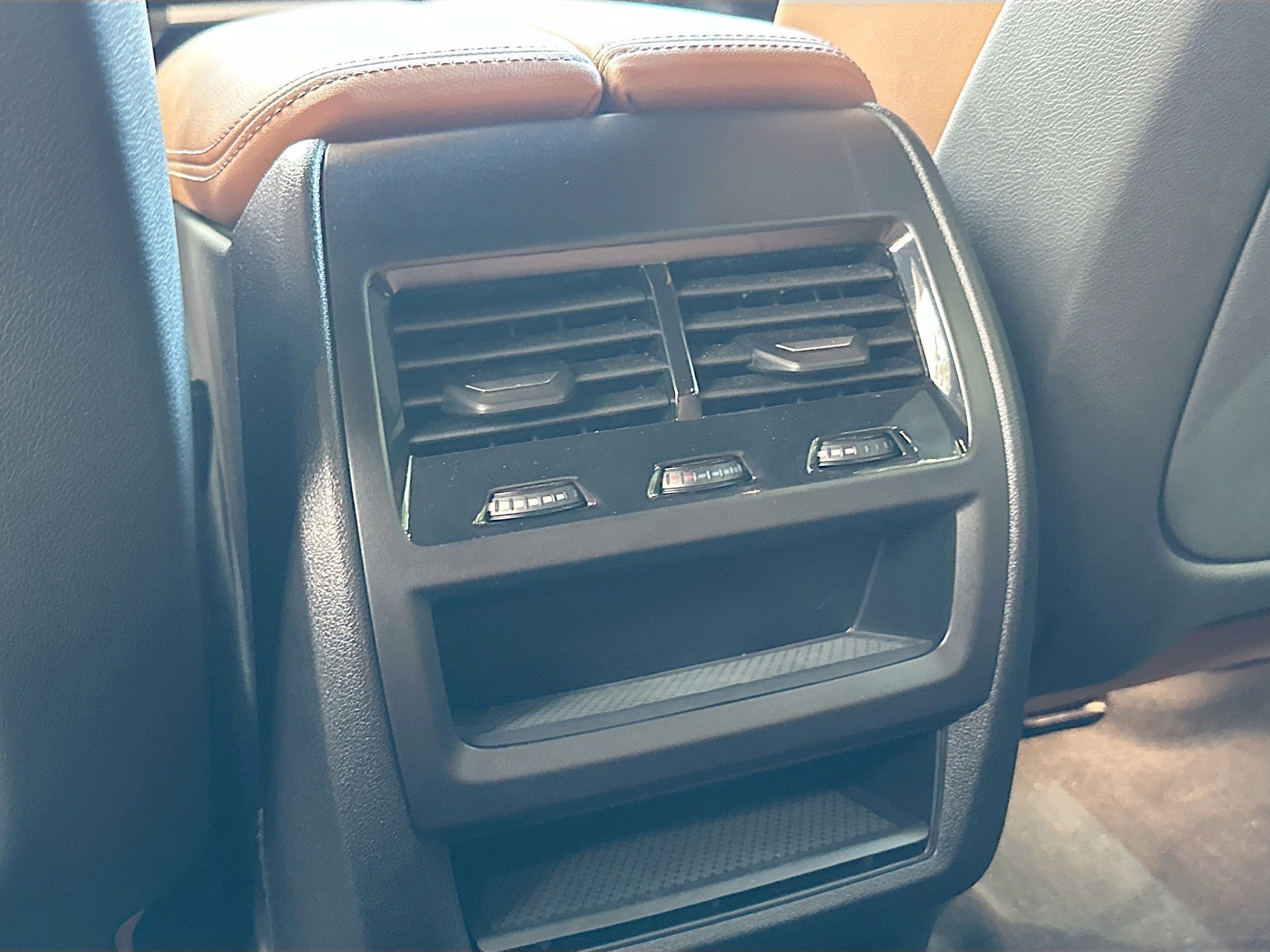 Certified 2025 BMW X5 xDrive50e image 27