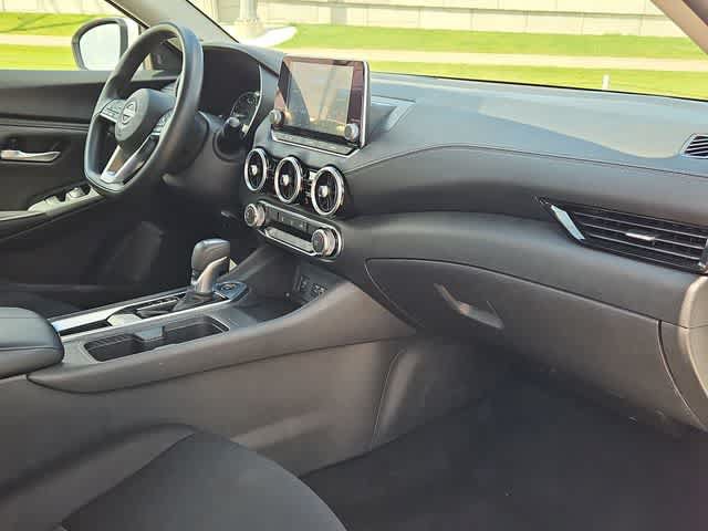 Used 2024 Nissan Sentra SV FWD image 19