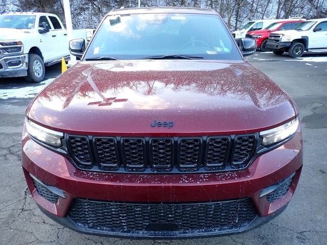 New 2025 Jeep Grand Cherokee Limited w/ Black Appearance Package image 10