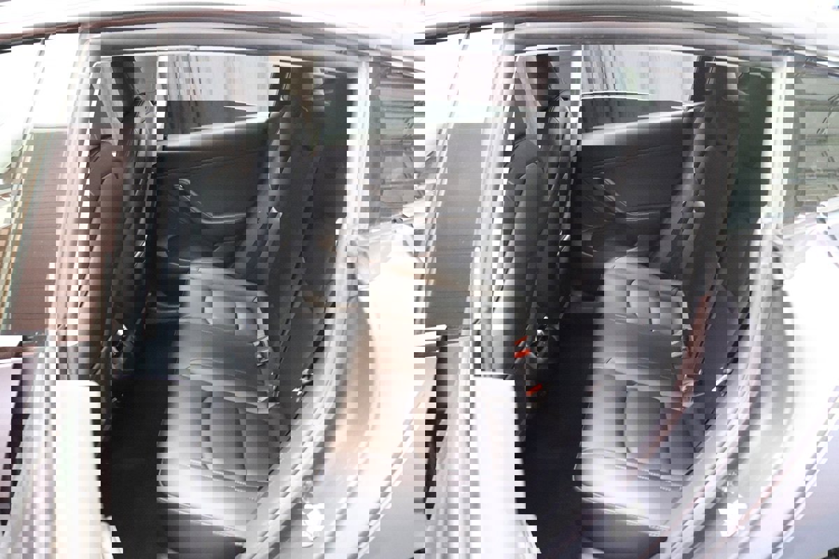 Used 2022 Tesla Model 3 Long Range image 37