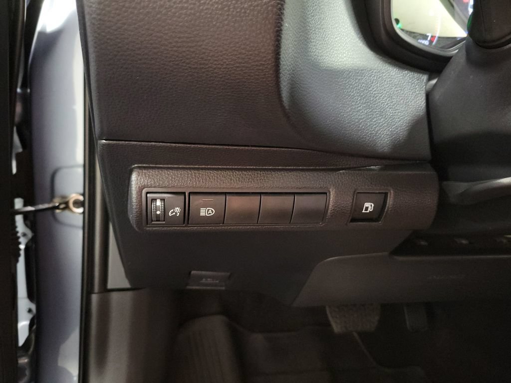 Used 2023 Toyota Corolla LE FWD image 21