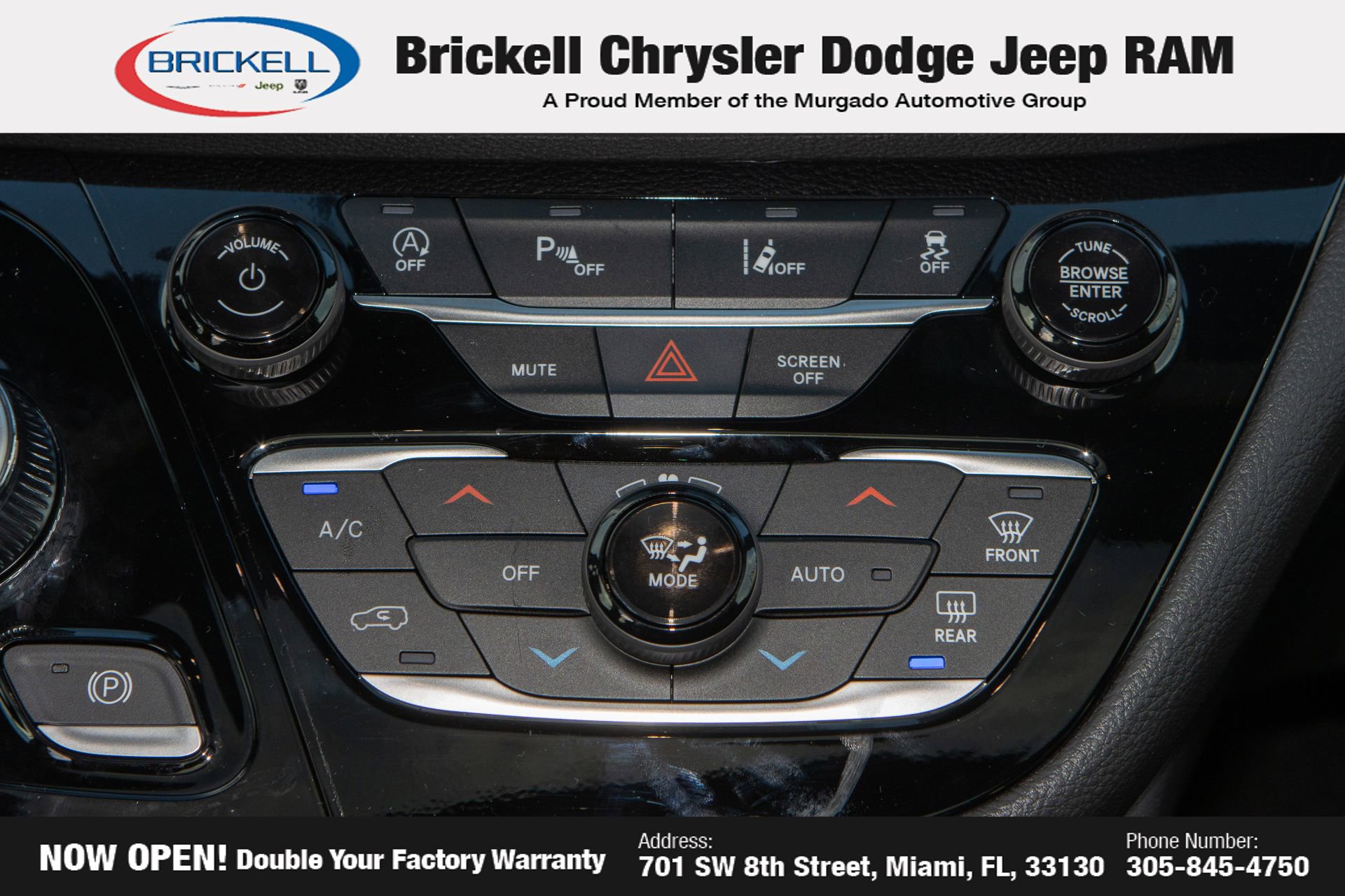 New 2026 Chrysler Pacifica Limited w/ S Appearance Package image 24