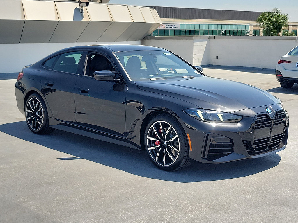 New 2026 BMW M440i w/ Premium Package RWD image 4
