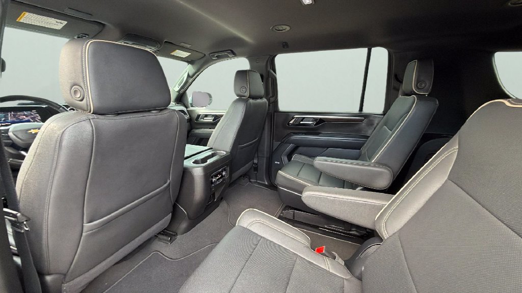 Certified 2025 Chevrolet Suburban Premier AWD/4WD image 29
