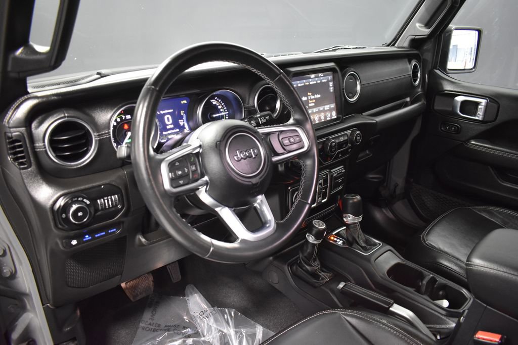Used 2021 Jeep Wrangler Unlimited Sahara image 4