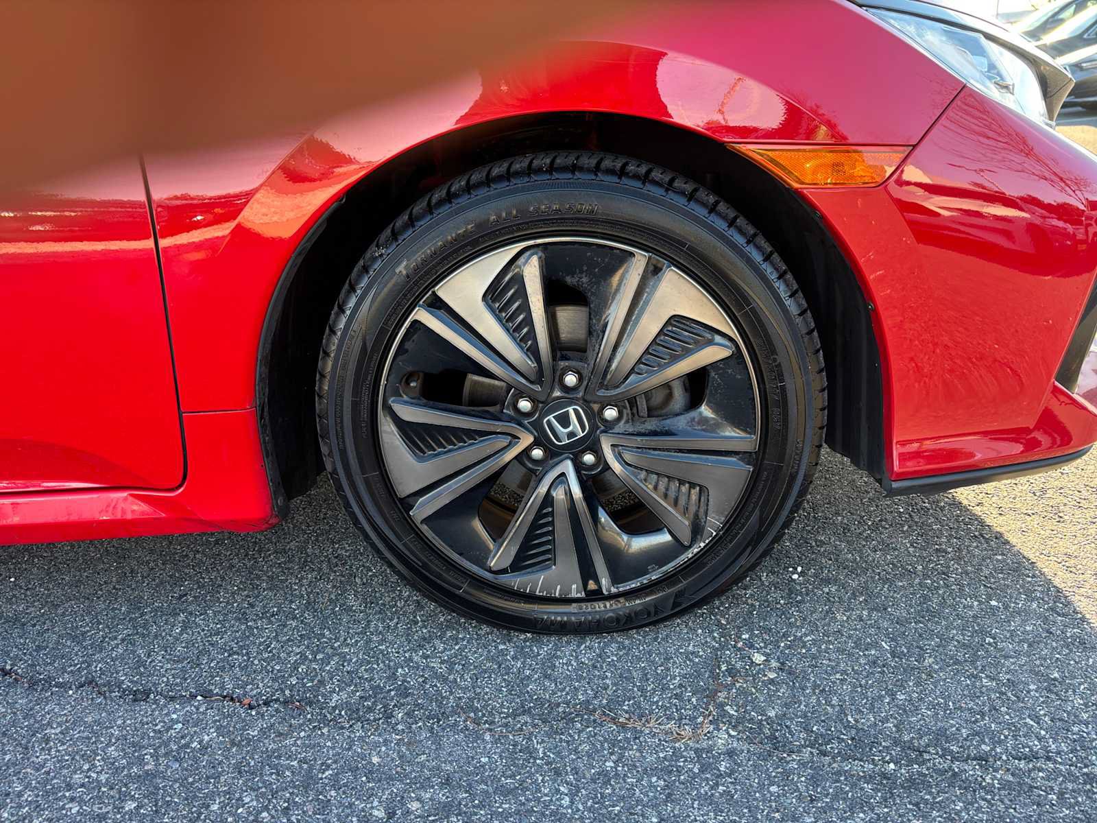 Used 2018 Honda Civic EX-L image 9