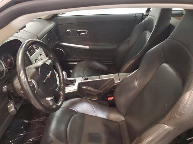 Used 2004 Chrysler Crossfire Base image 9