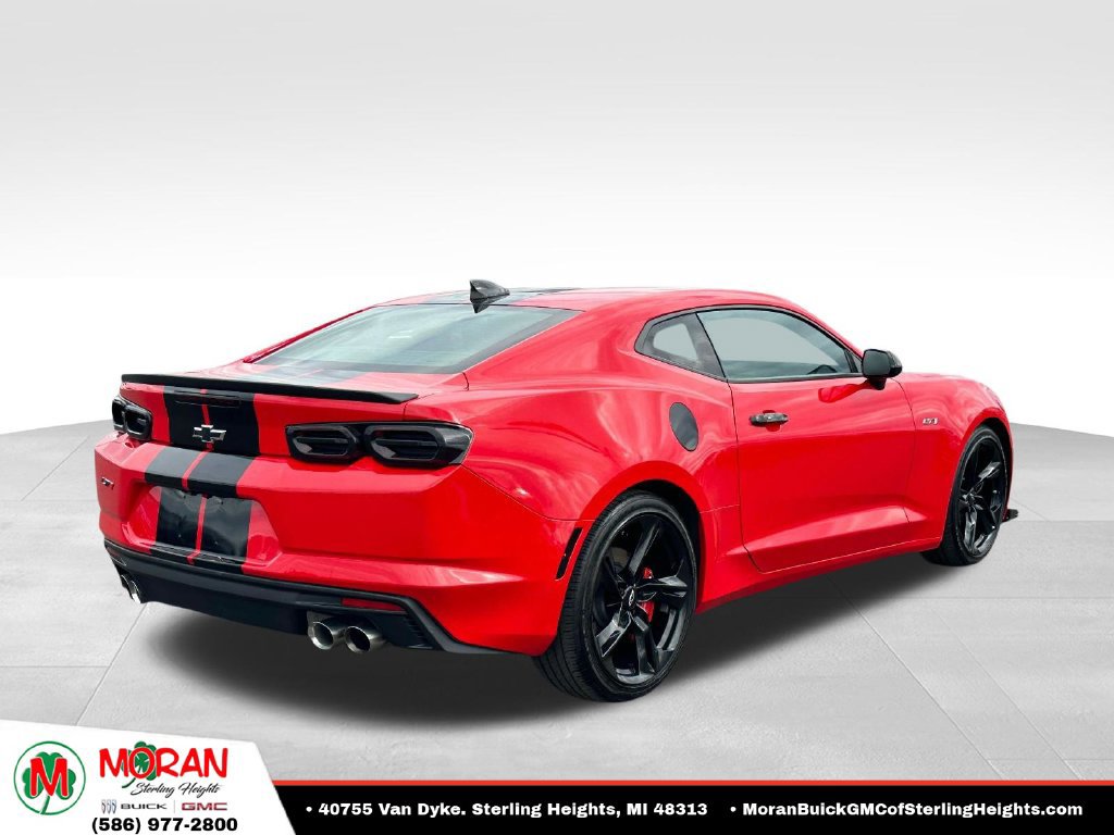 Certified 2021 Chevrolet Camaro LT w/ Technology Package RWD image 4
