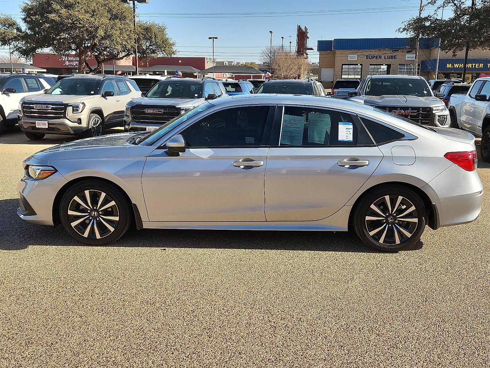 Used 2024 Honda Civic EX image 2