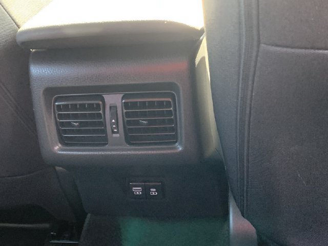 Used 2026 Toyota Camry LE FWD image 35