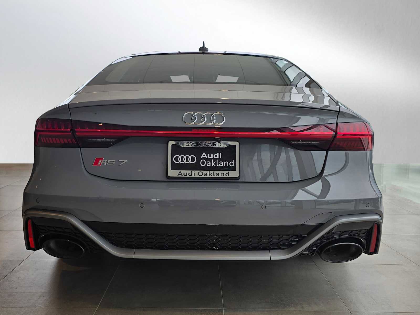 New 2026 Audi RS 7 Performance image 3