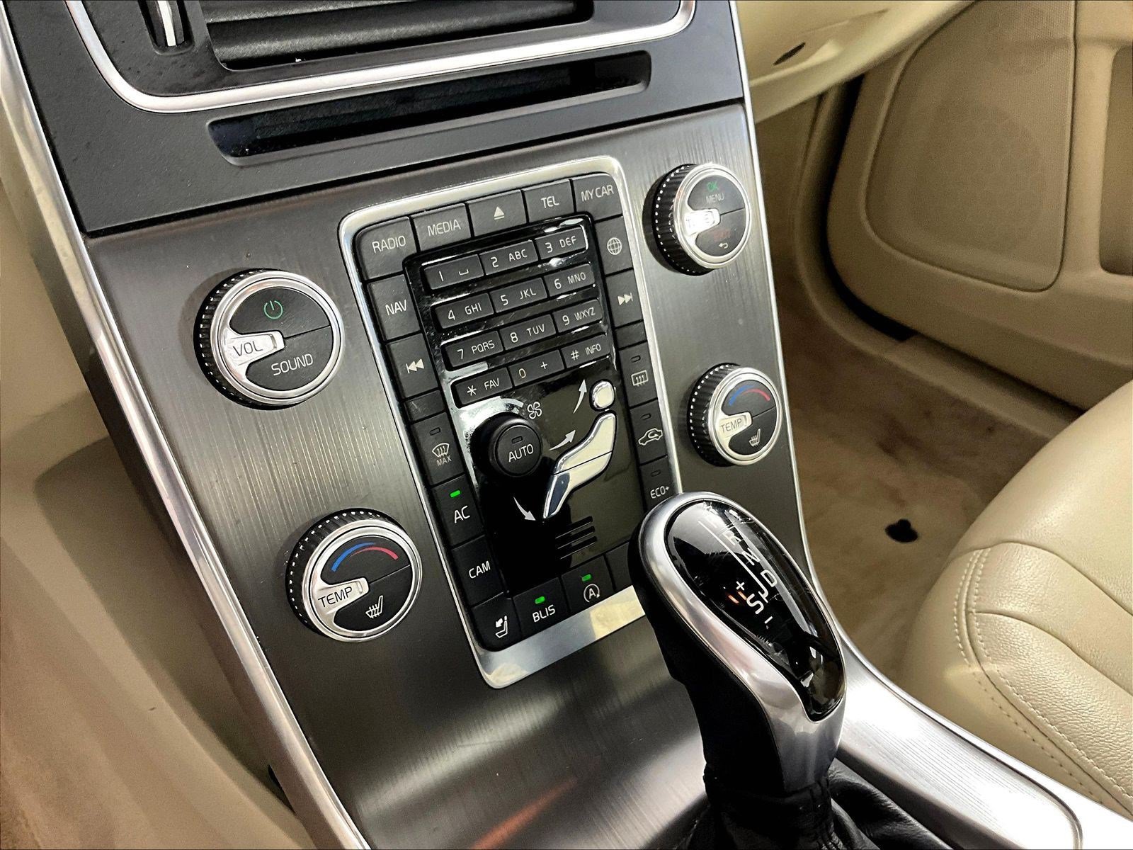 Used 2015 Volvo S60 T5 Premier FWD image 36