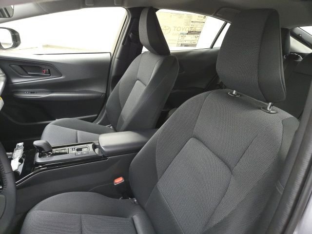 New 2026 Toyota Prius LE image 17