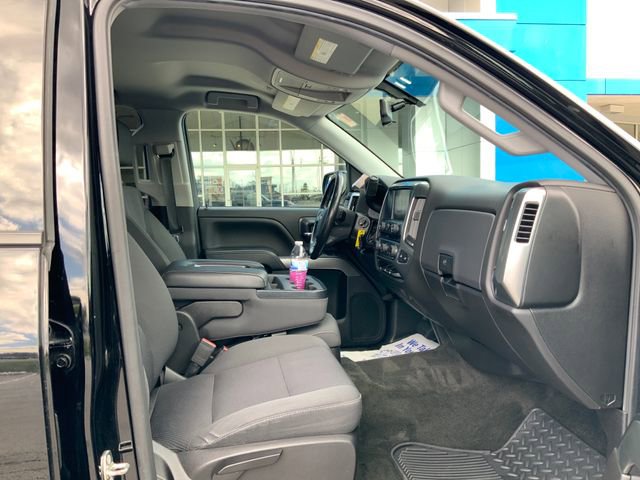 Used 2018 Chevrolet Silverado 1500 LT w/ All Star Edition AWD/4WD image 16