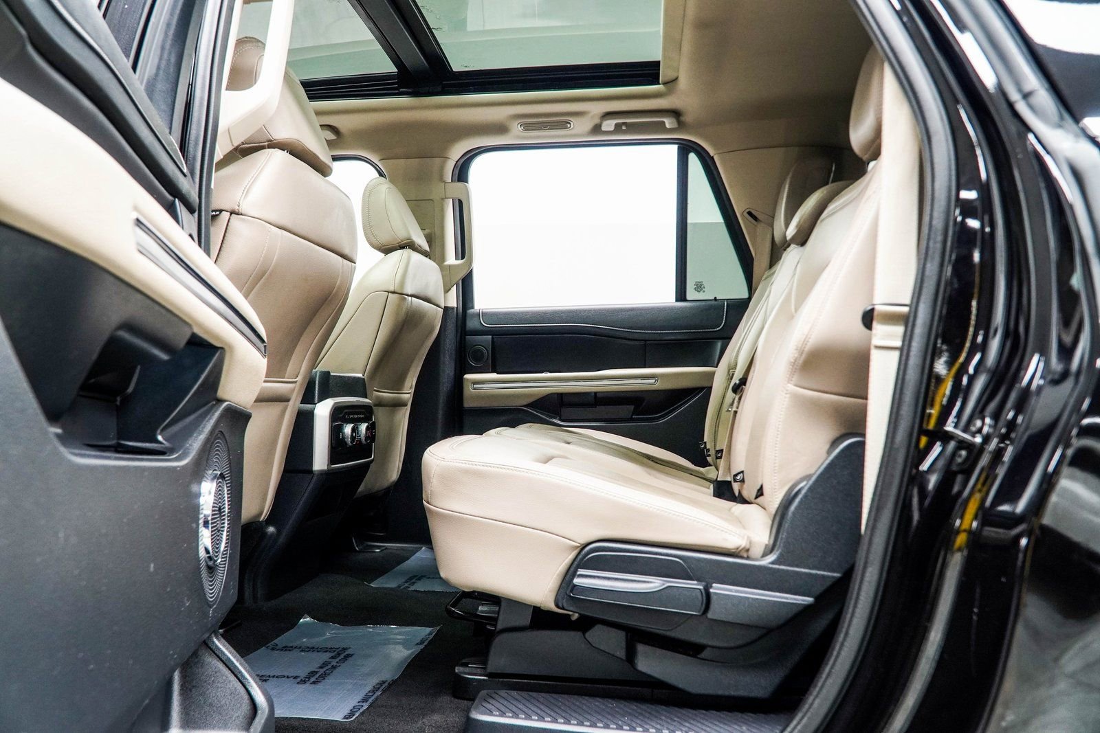 Used 2024 Ford Expedition Max Limited RWD image 36