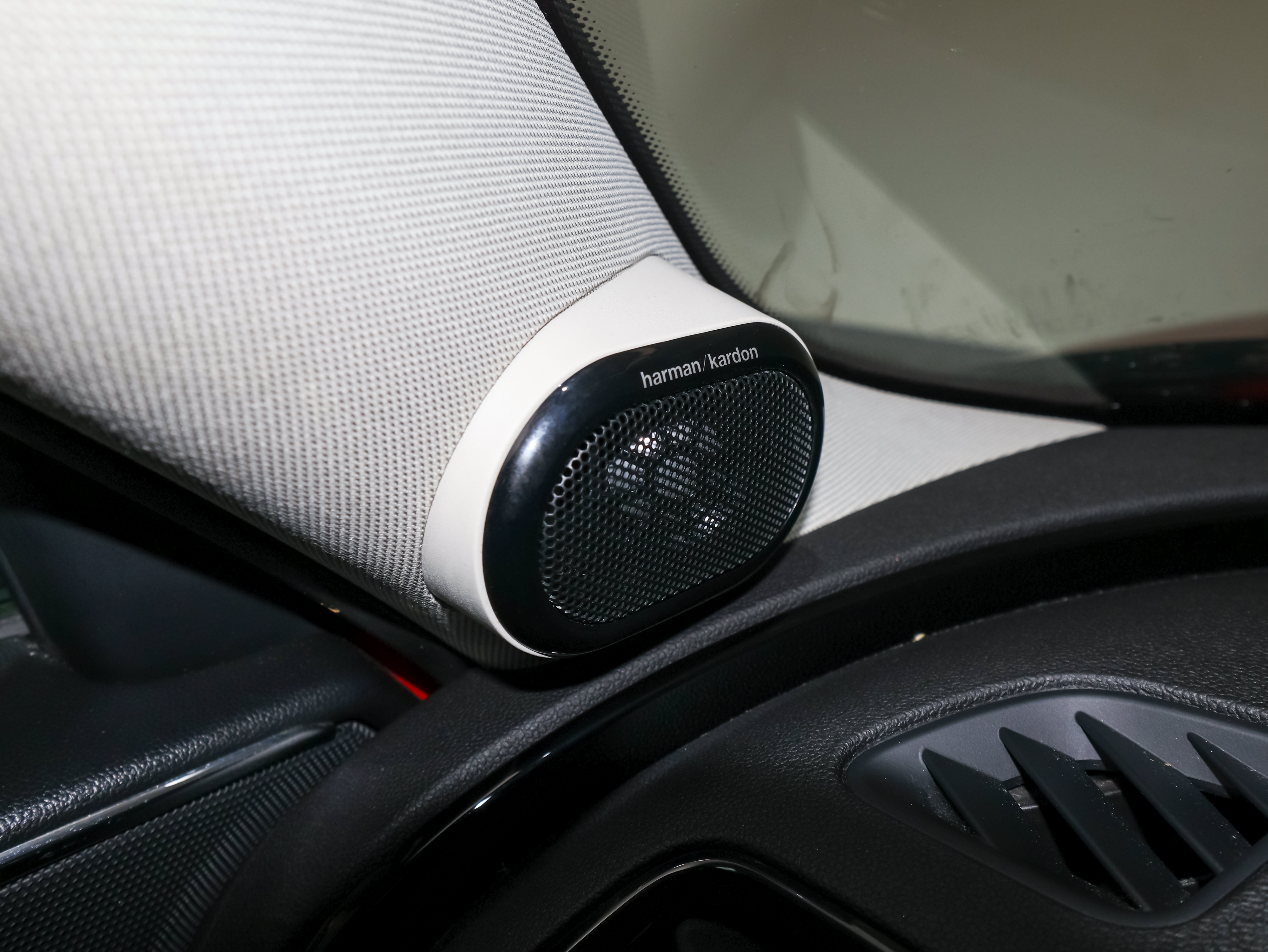 Used 2020 MINI Cooper Clubman S AWD/4WD image 33