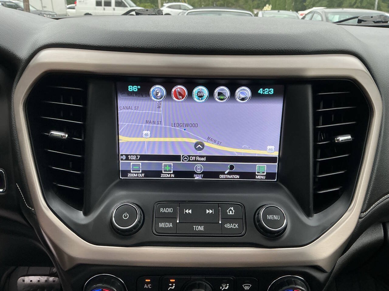 Used 2019 GMC Acadia Denali AWD/4WD image 21