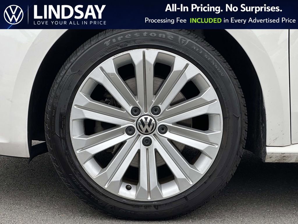 Used 2015 Volkswagen Passat TDI SEL Premium FWD image 8