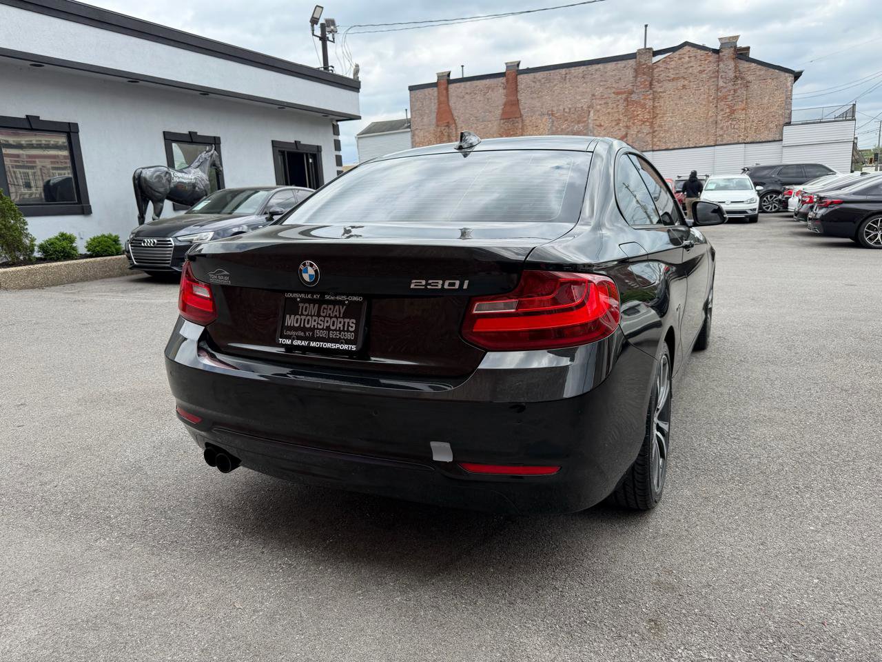 Used 2017 BMW 230i Coupe RWD image 3