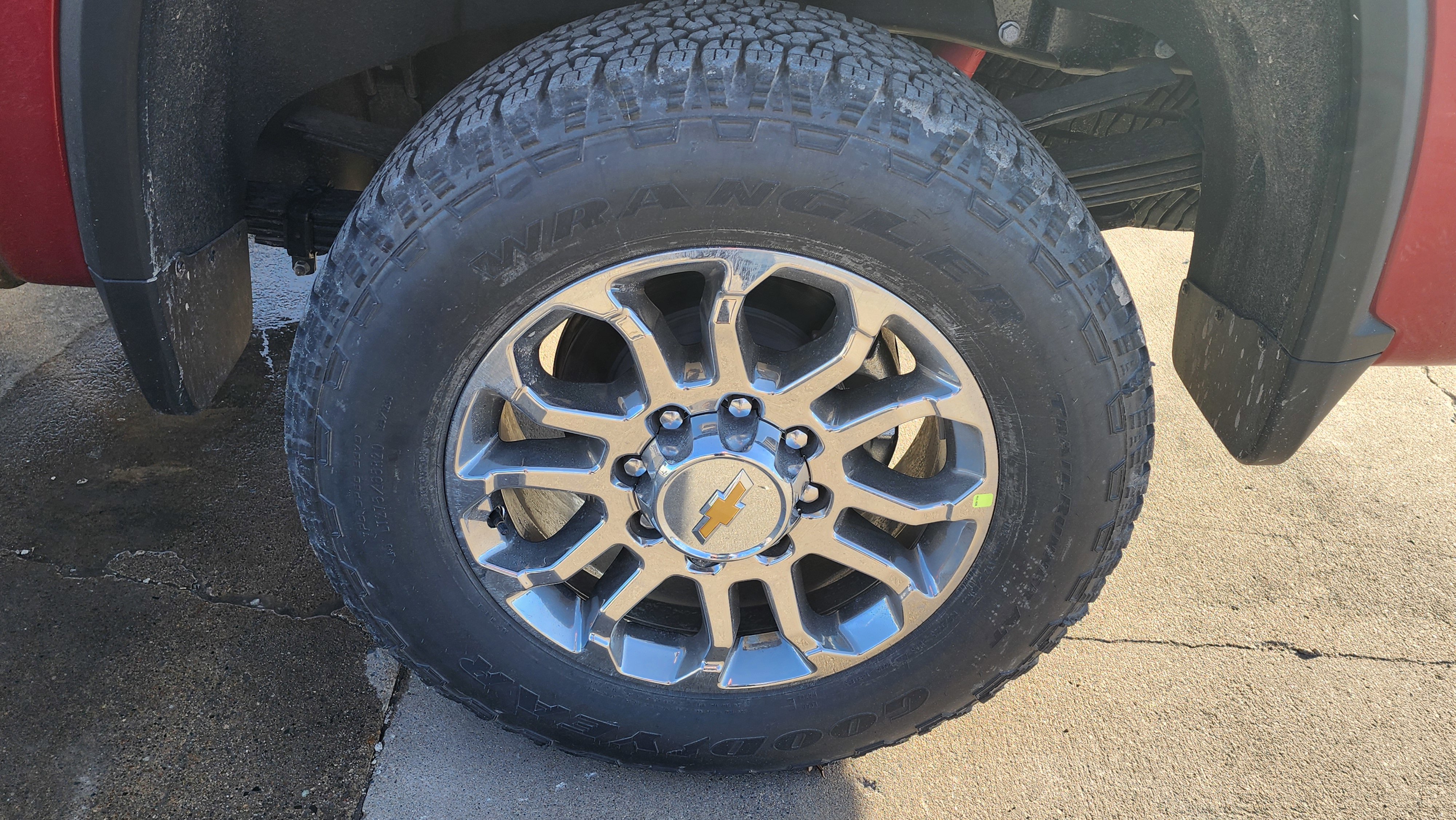 New 2026 Chevrolet Silverado 2500 LTZ w/ LTZ Premium Package AWD/4WD image 10