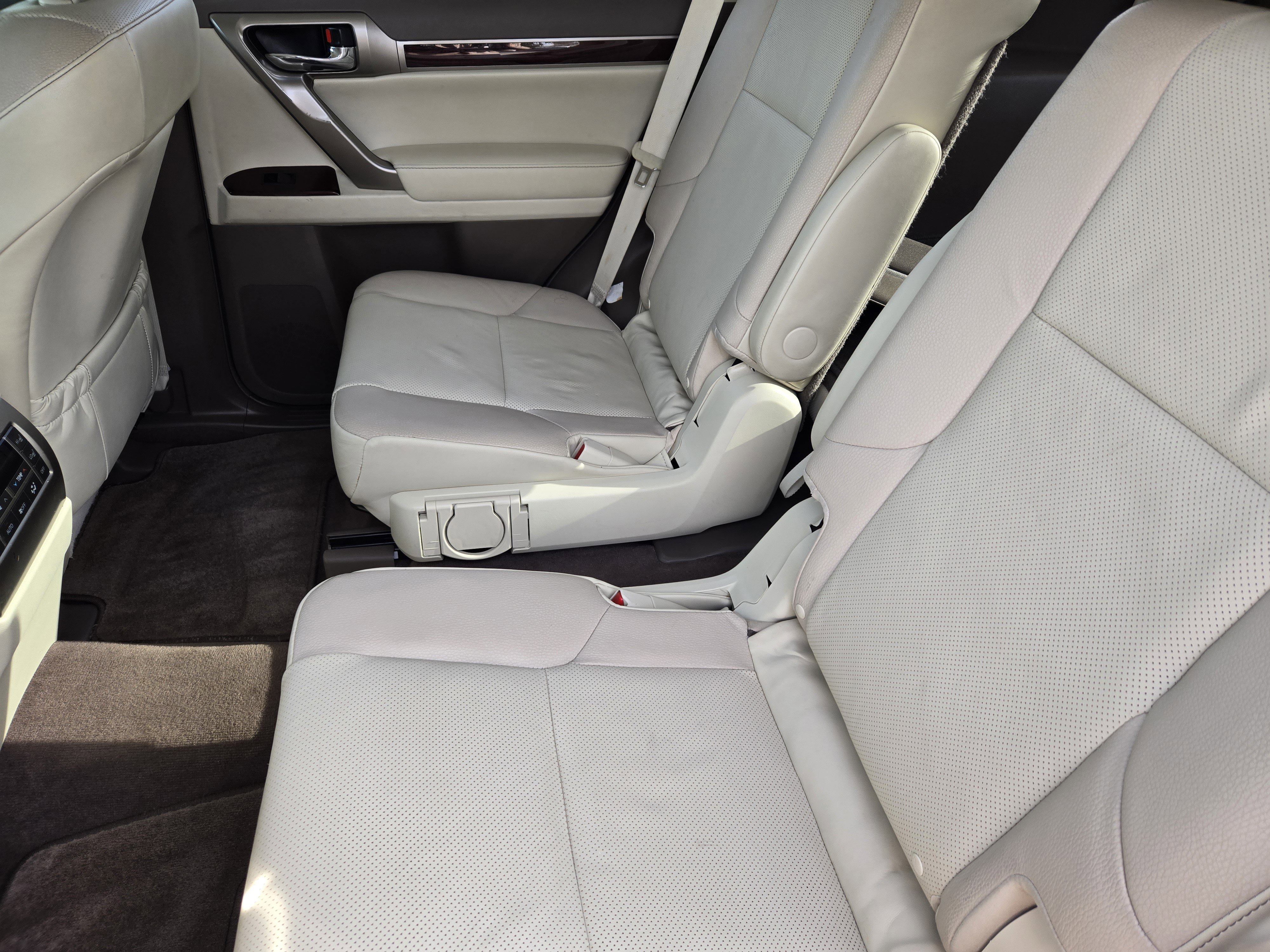 Used 2019 Lexus GX 460 Premium image 38