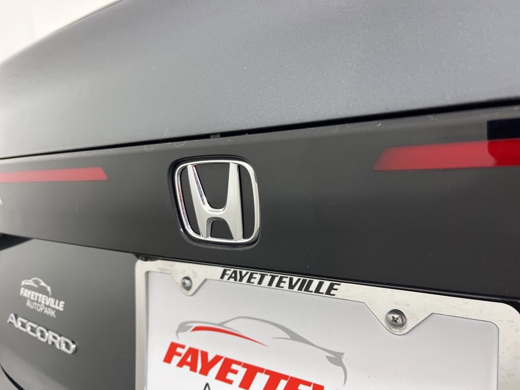 Used 2025 Honda Accord SE image 17