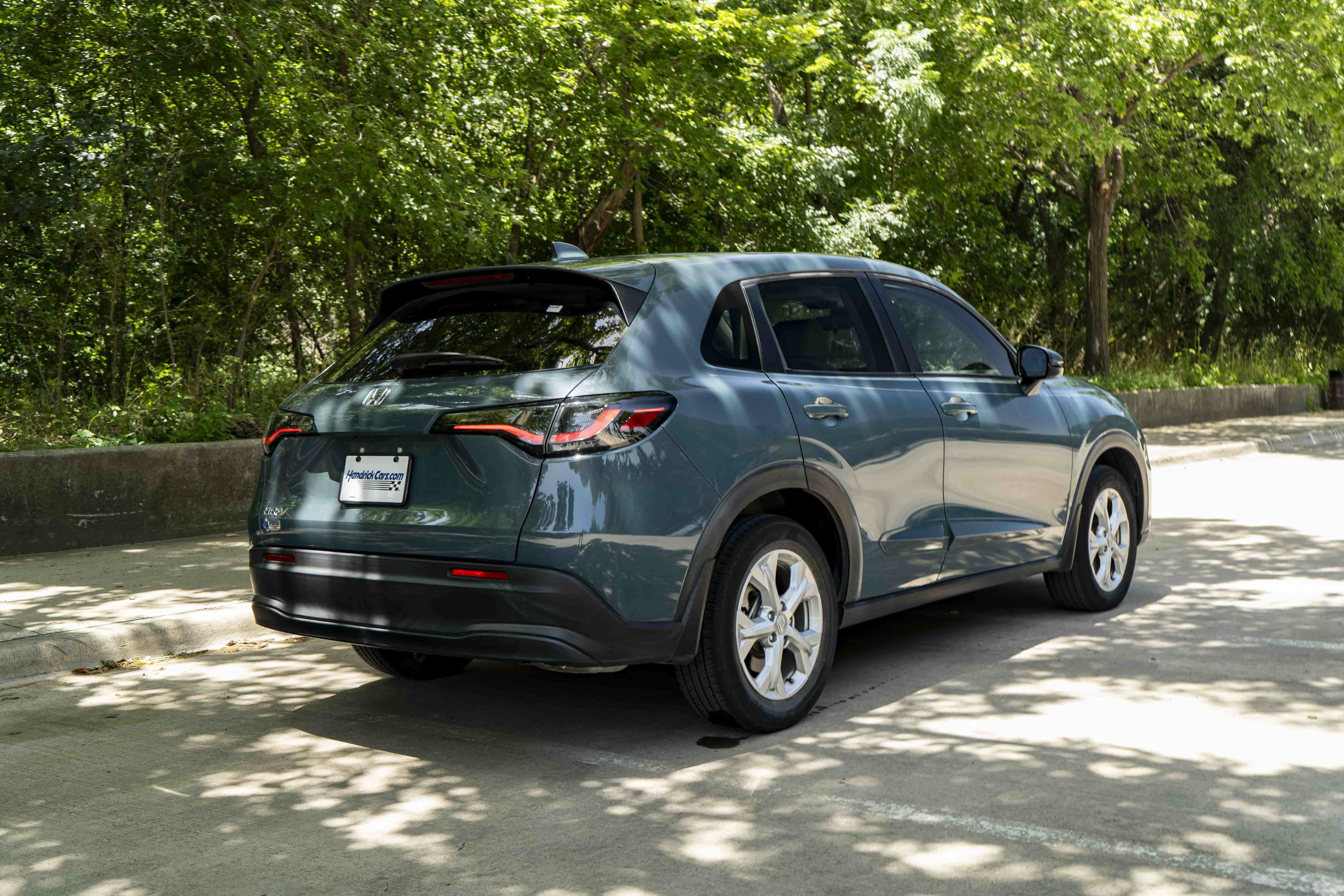 Used 2023 Honda HR-V LX image 9