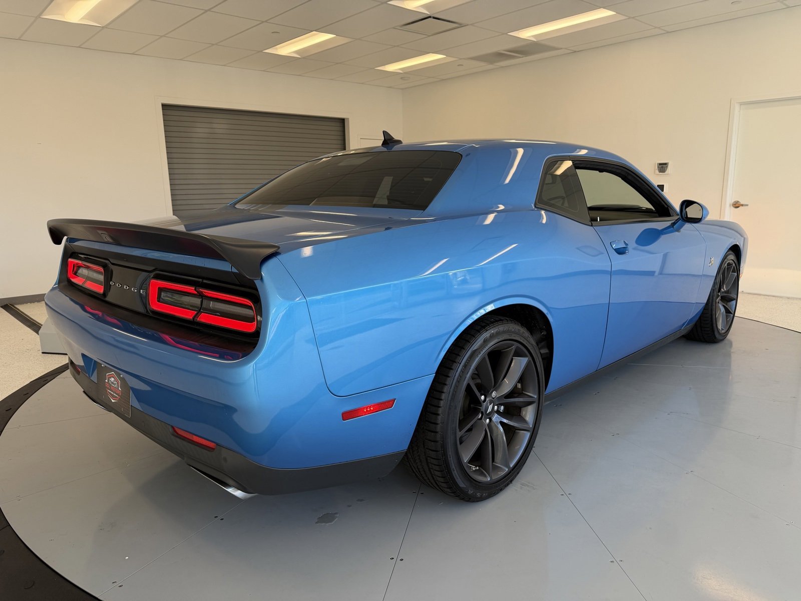 Used 2019 Dodge Challenger R/T Scat Pack w/ Shaker Package image 67