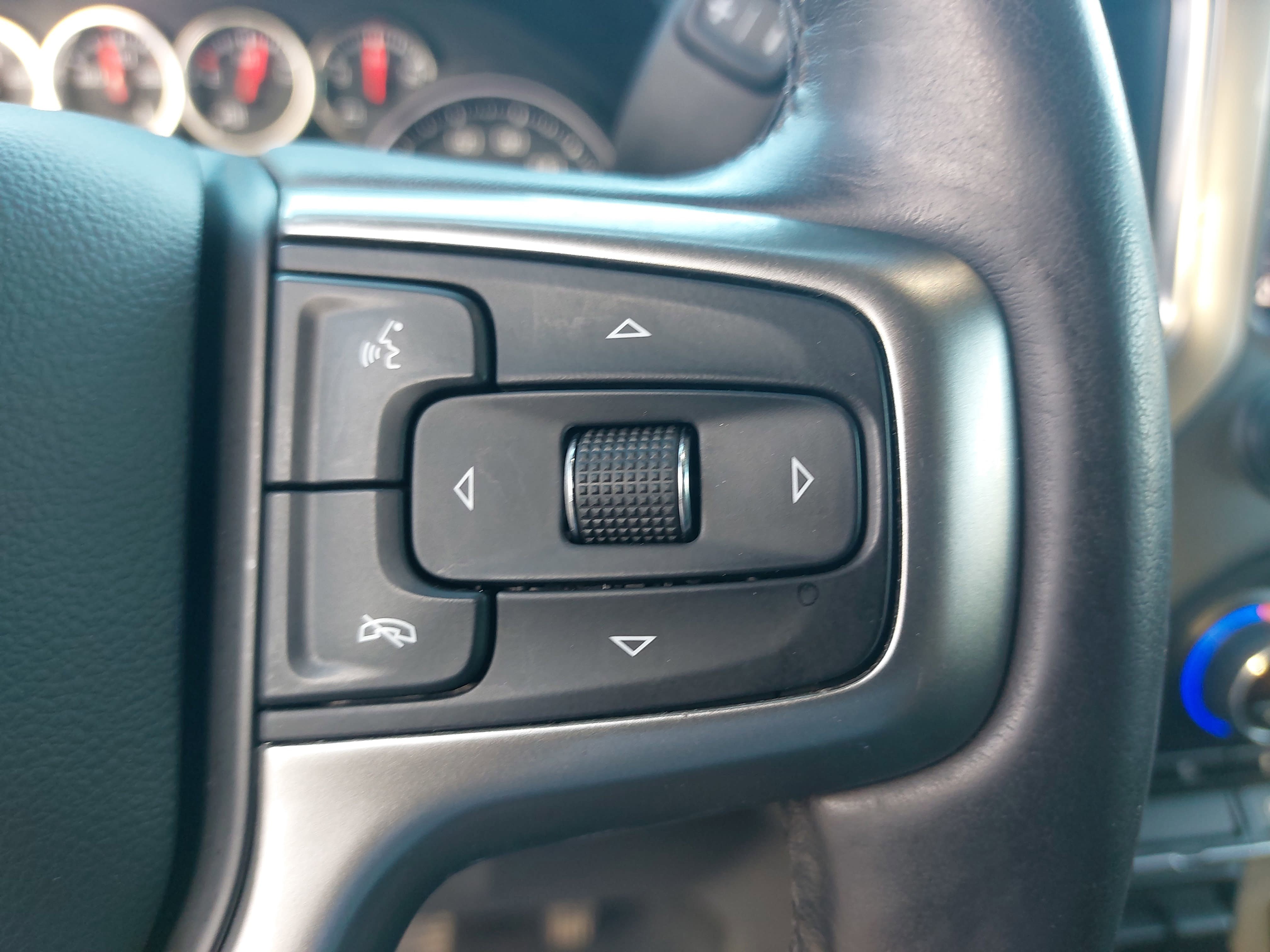 Used 2019 Chevrolet Silverado 1500 LT w/ All-Star Edition image 20