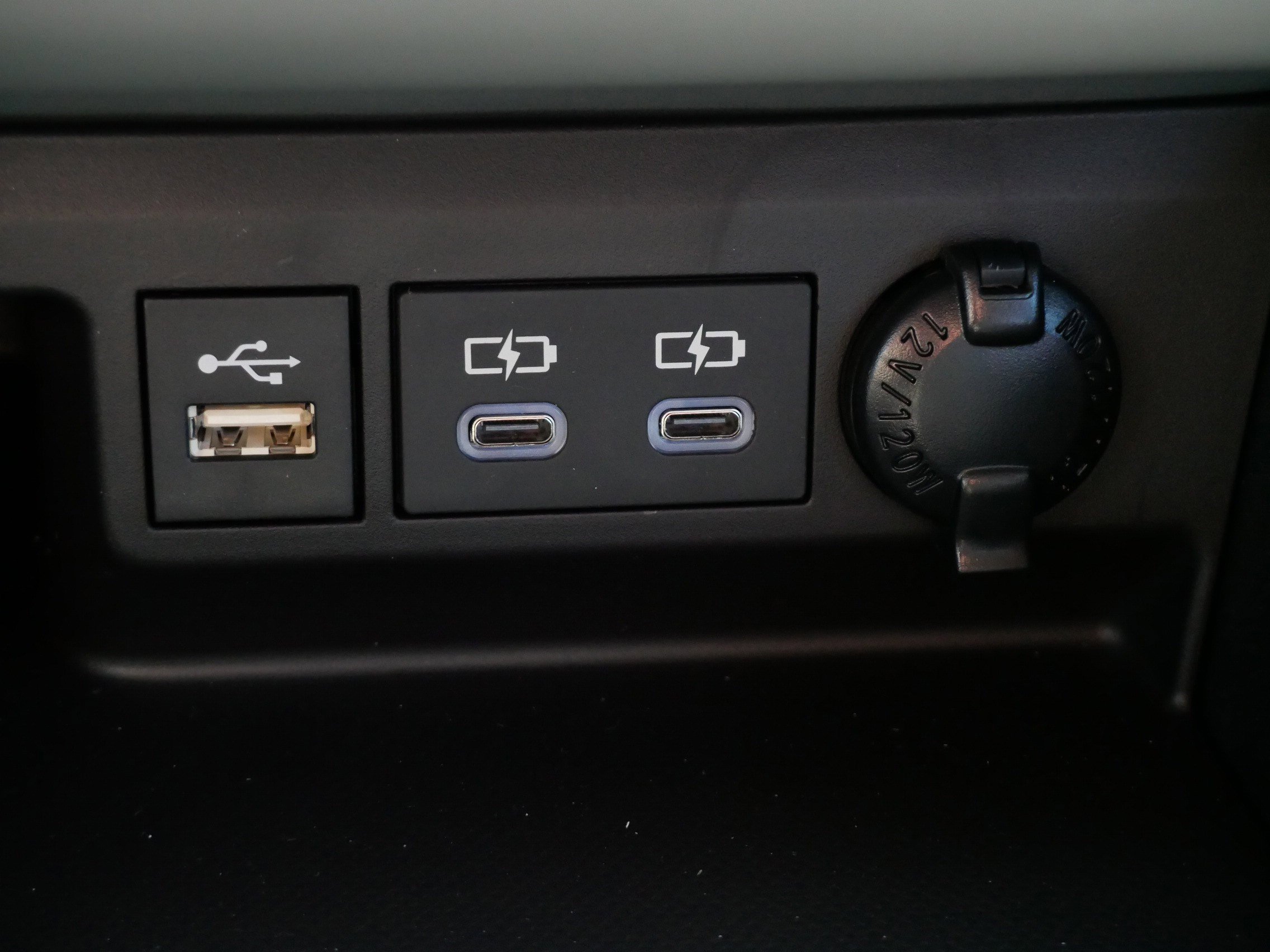 Certified 2026 Toyota Highlander XLE AWD/4WD image 28