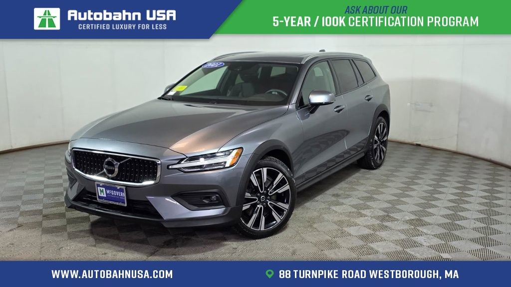 Used 2021 Volvo V60 T5 Cross Country w/ Climate Package AWD/4WD image 1