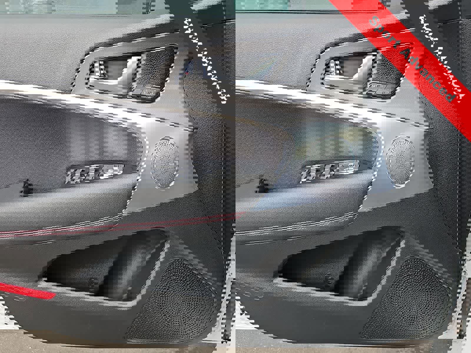 Used 2025 Genesis G70 3.3T Advanced image 28