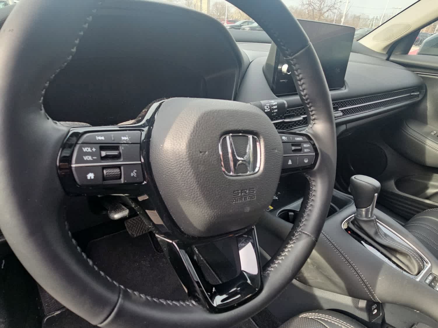 Used 2025 Honda HR-V EX-L image 5