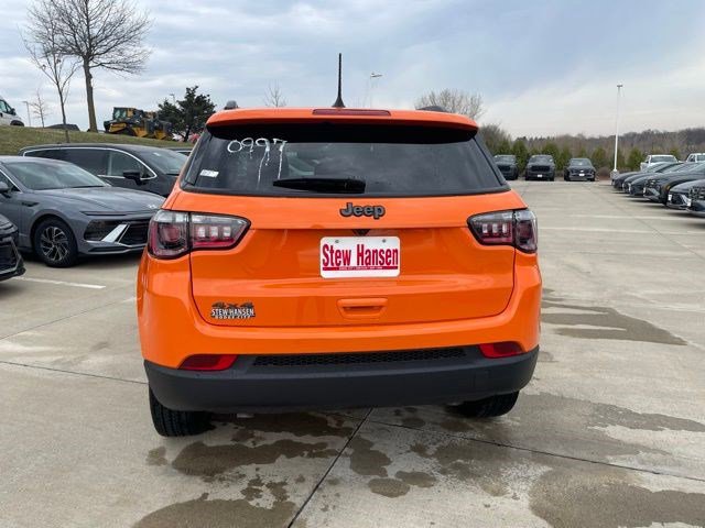 New 2026 Jeep Compass Latitude AWD/4WD image 5