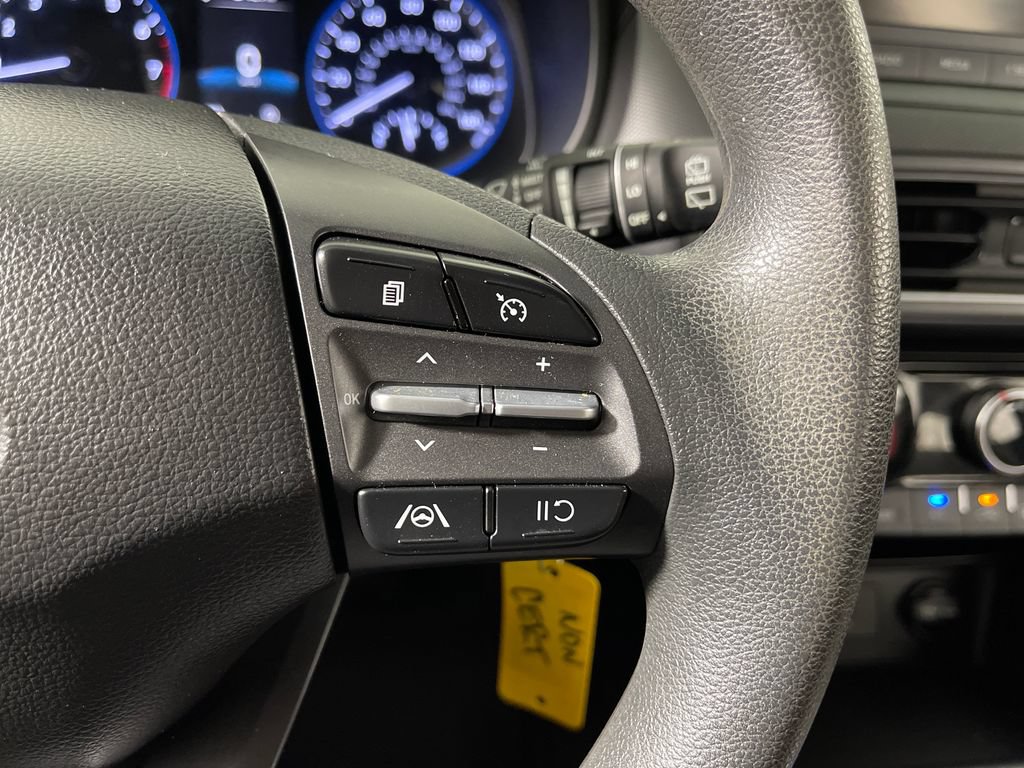 Used 2022 Hyundai Kona SE FWD image 29