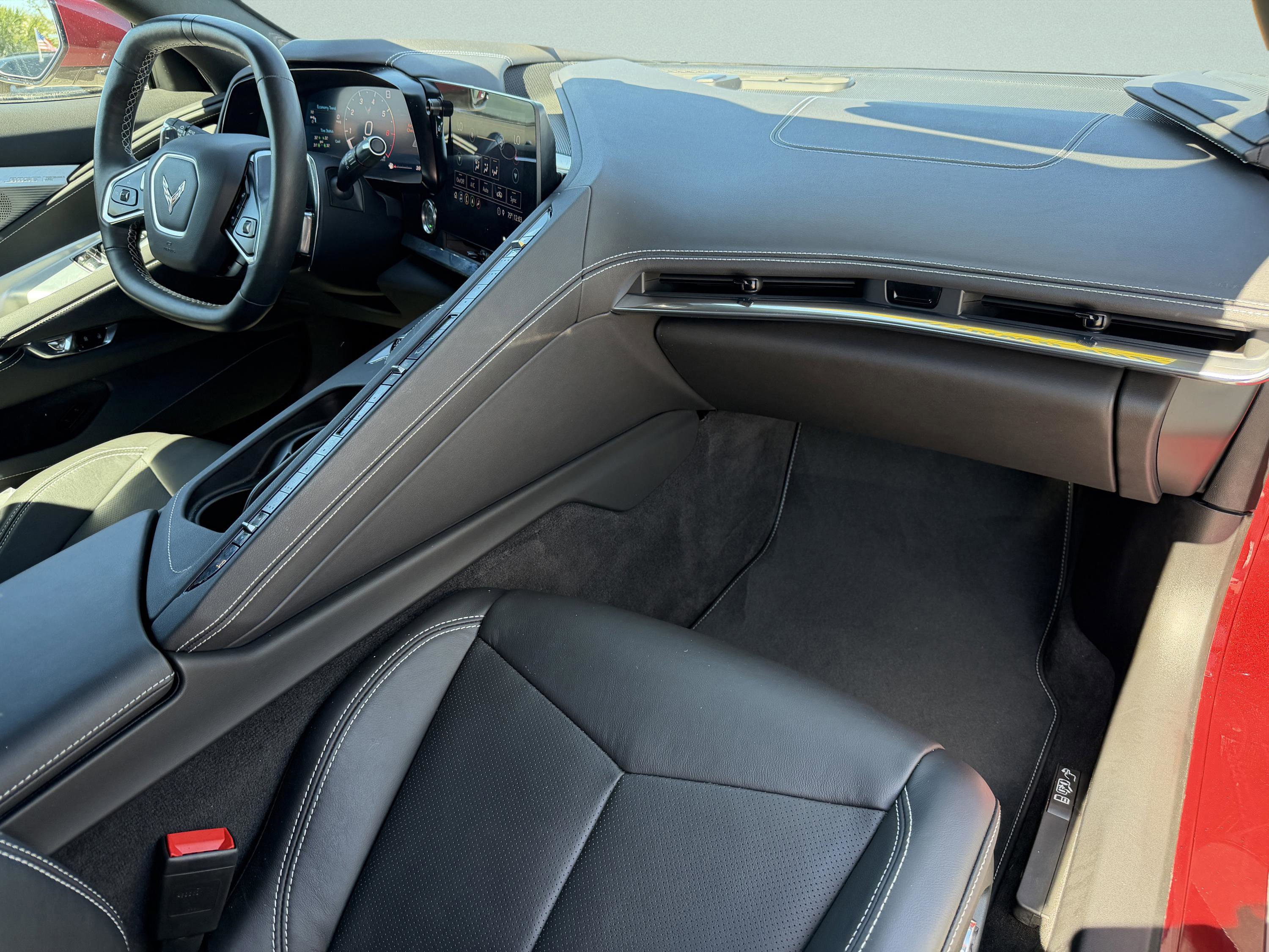 Used 2020 Chevrolet Corvette Stingray Preferred Cpe w/ 2LT Preferred Equipment Group image 15