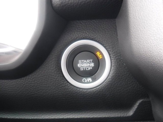 New 2026 RAM 1500 4x4 Crew Cab image 20