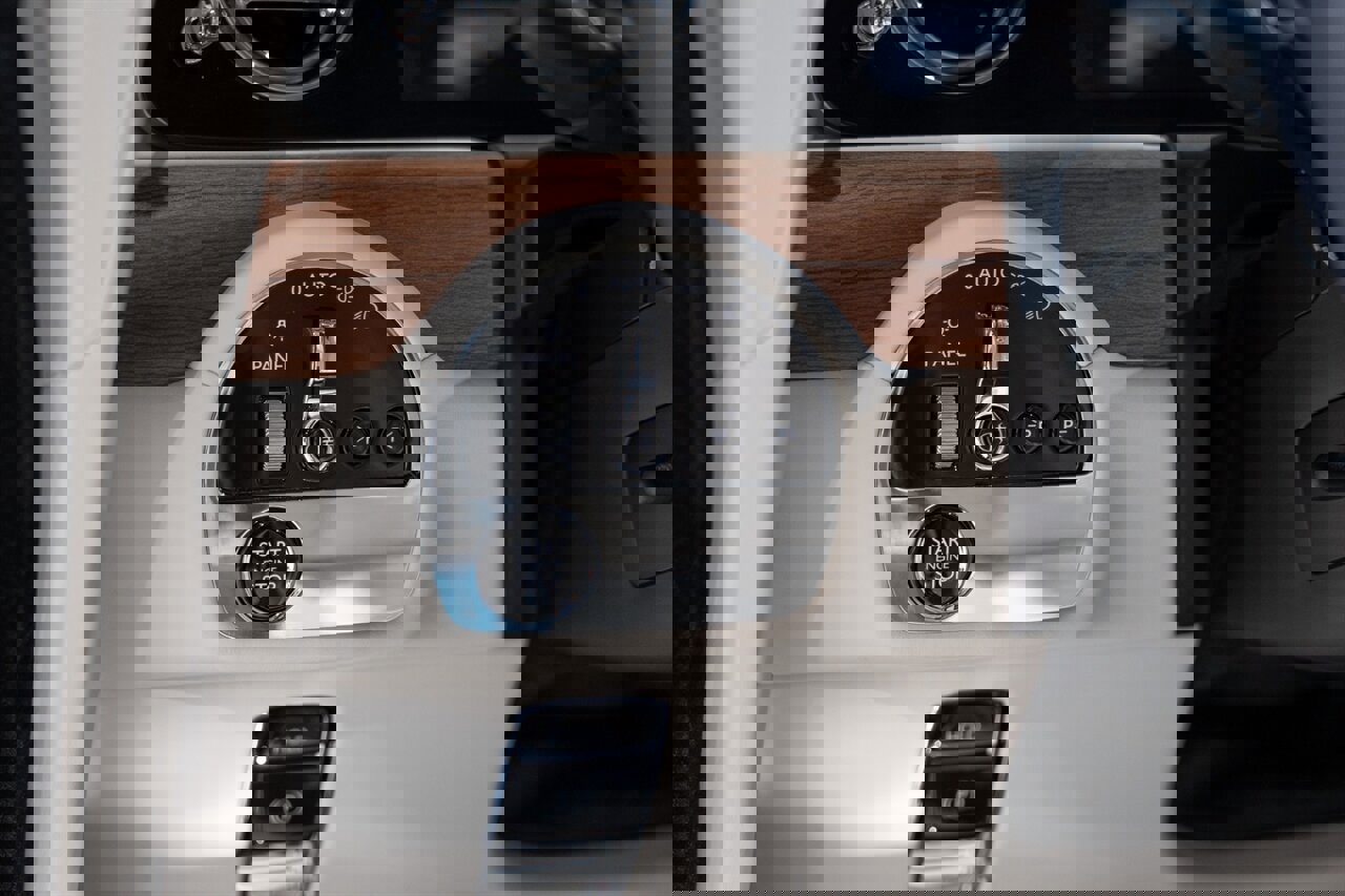 Used 2024 Rolls-Royce Spectre w/ Spectre Launch Package image 66