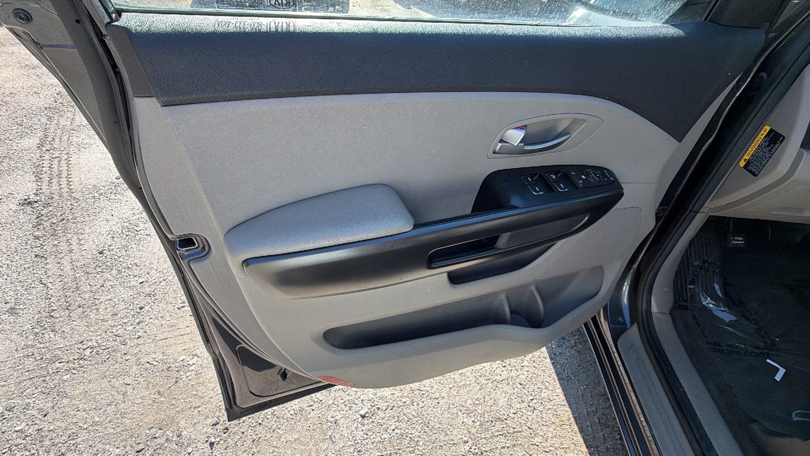 Used 2017 Kia Sedona LX image 14