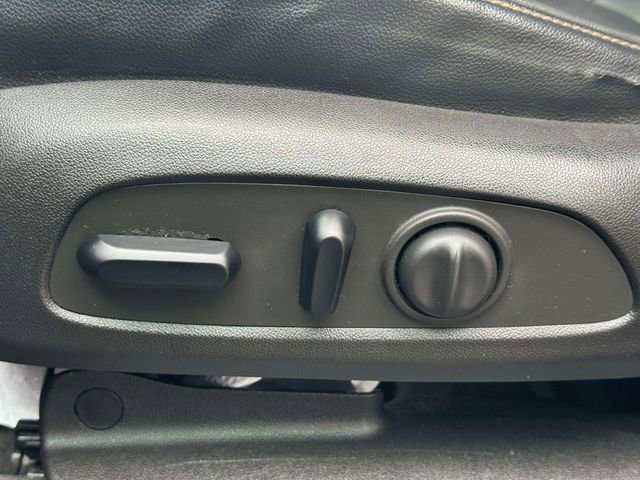 Used 2018 Chevrolet Traverse Premier image 24