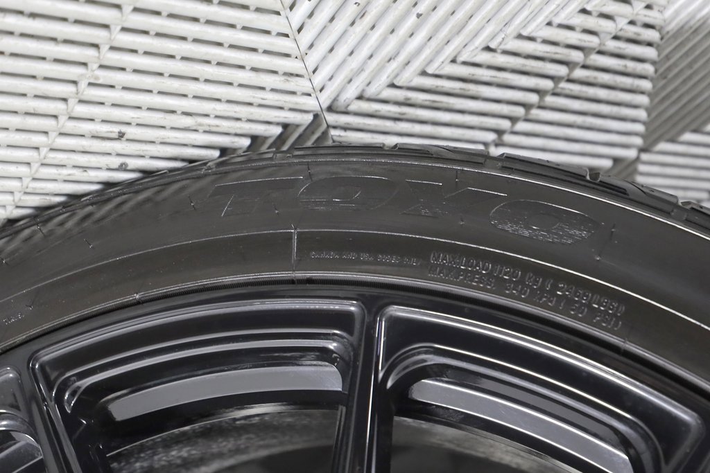 Used 2025 Cadillac Escalade ESV Sport w/ Touring Package image 61