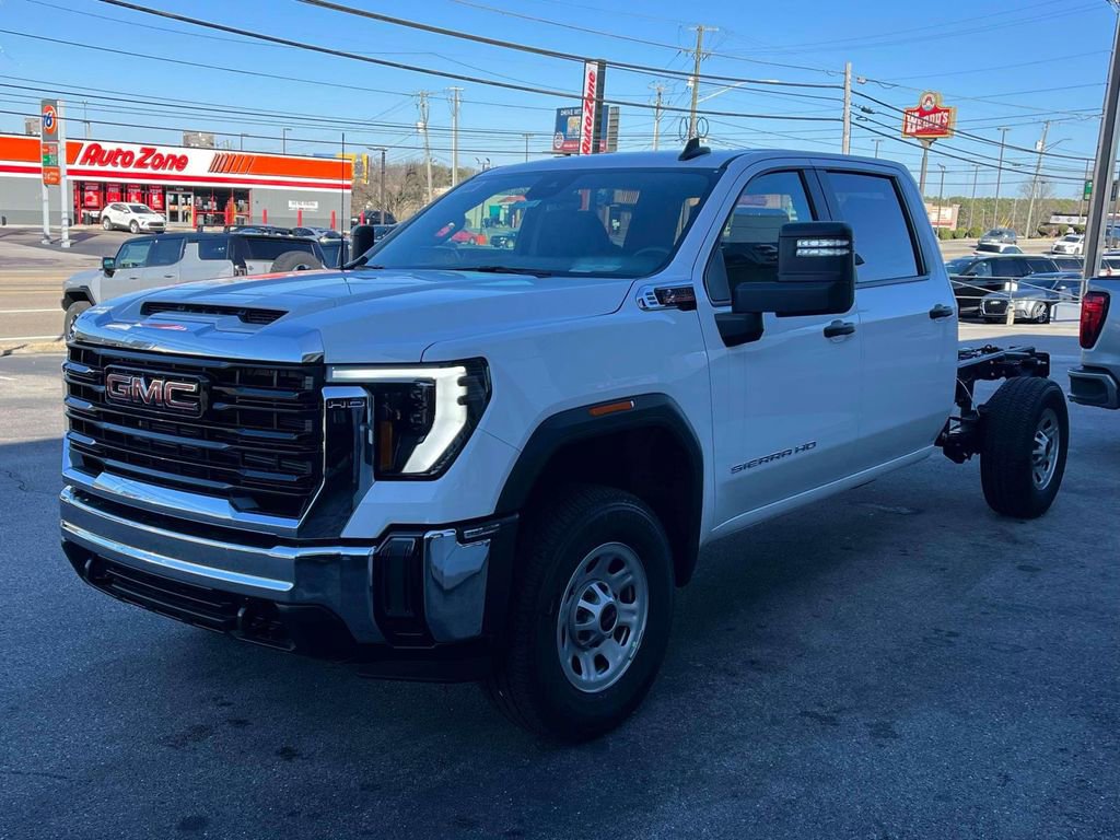 New 2026 GMC Sierra 3500 Pro w/ Convenience Package image 8